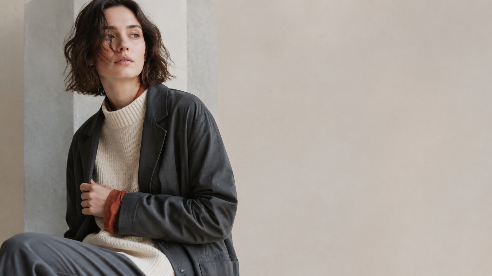 A layered look in neutral shades